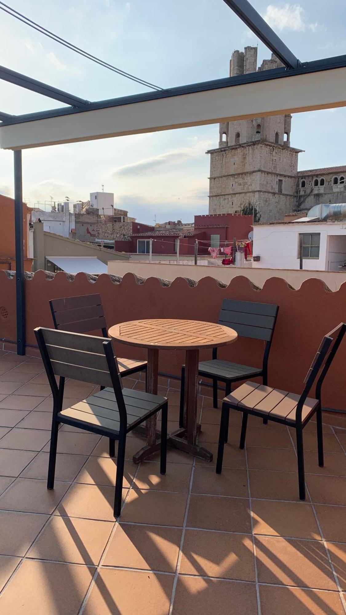Apartament En Placa Nova 2, ปาลาฟรูเจย์ ภายนอก รูปภาพ